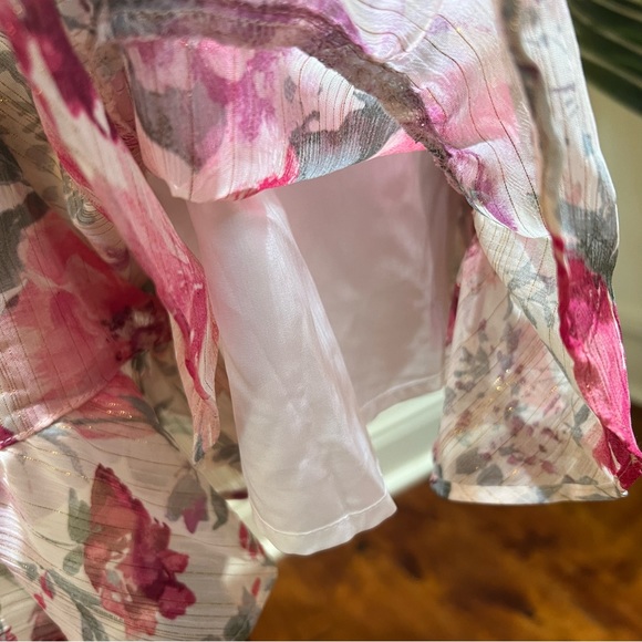 Express Metallic Floral One Shoulder Pleated Faux Wrap Front Romper Large - Picture 11 of 13